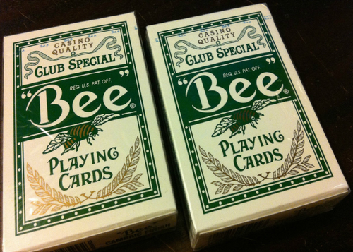비덱 그린(Bee playing Cards green)